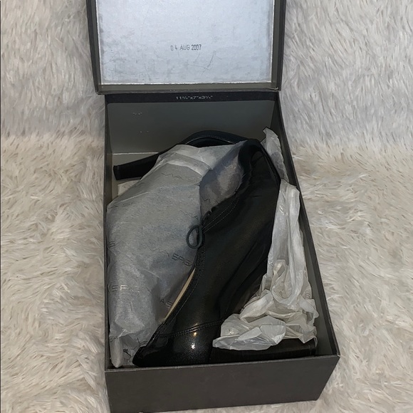 🎉HP🎉 Via Spiga heeled patent Oxford shoes sz 9 - Picture 11 of 11